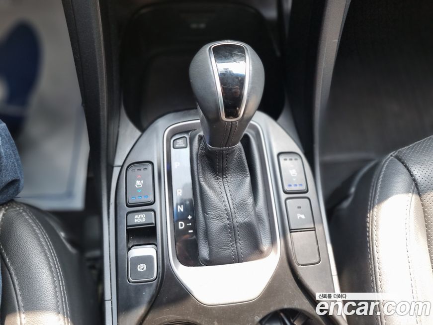 Hyundai Santafe 2015