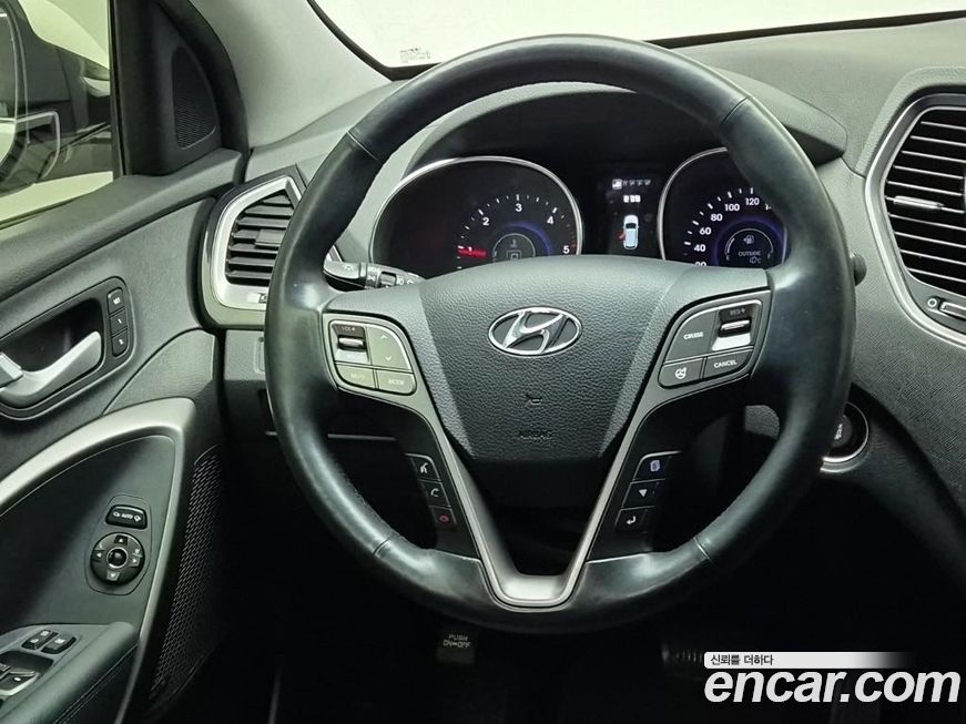 Hyundai Santafe 2015