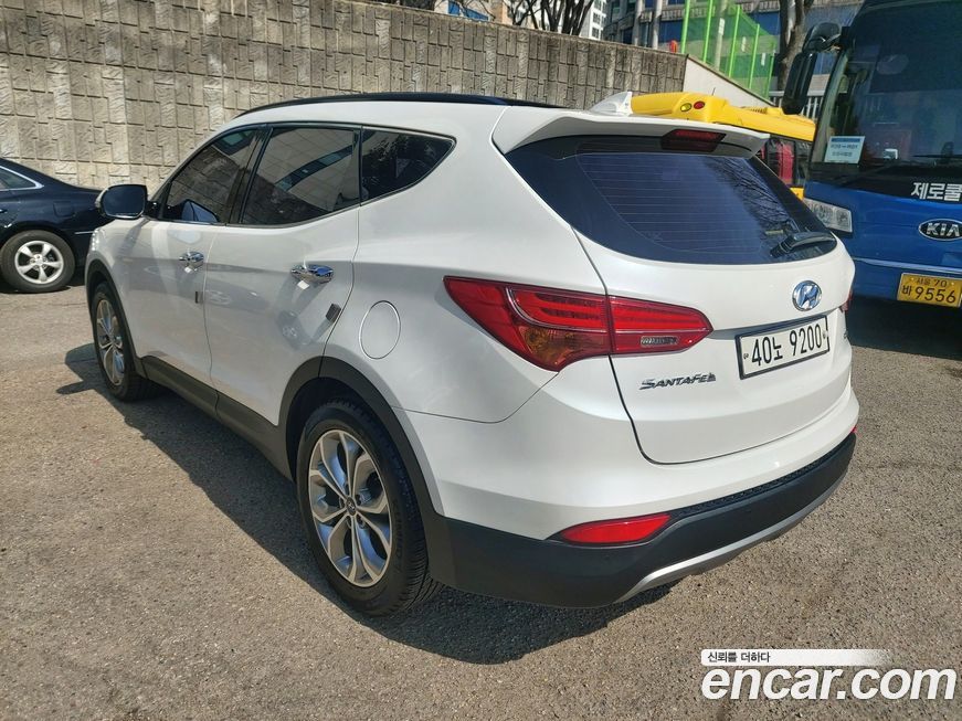 Hyundai Santafe 2015