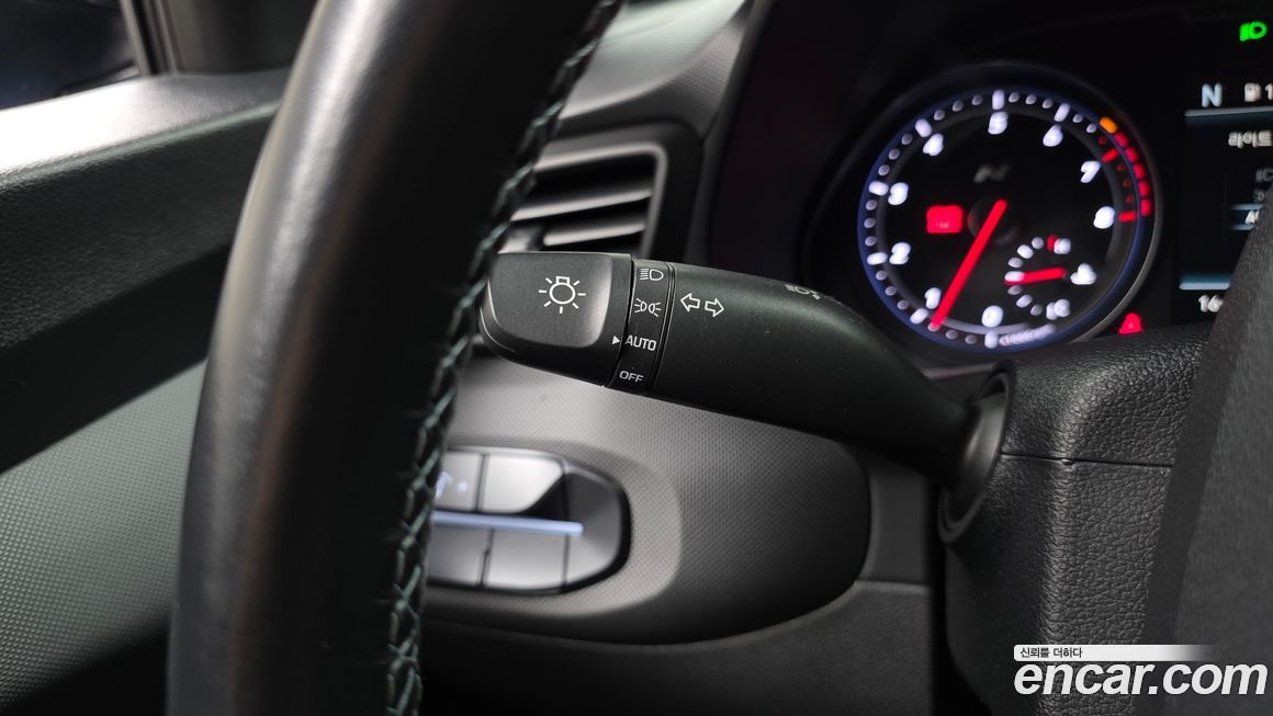 Hyundai Veloster 2019