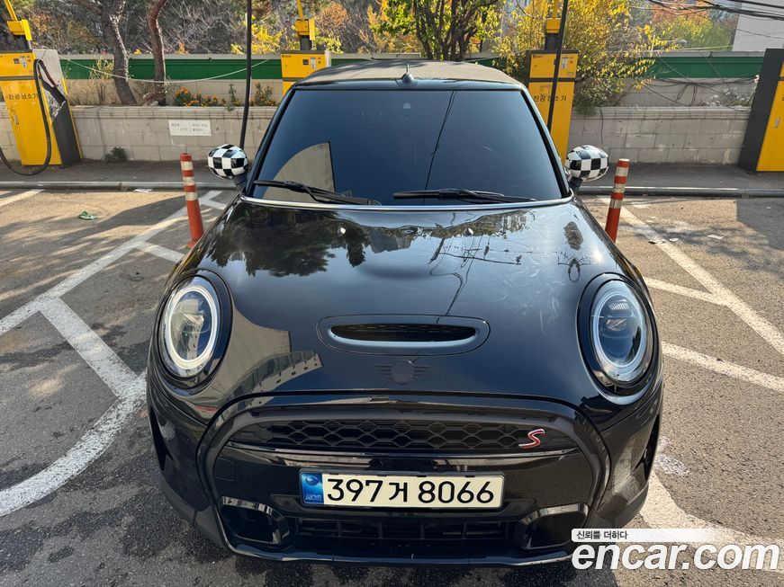 Mini Cooper Convertible 2022