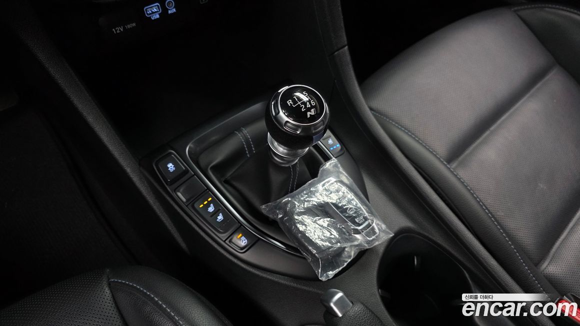 Hyundai Veloster 2019