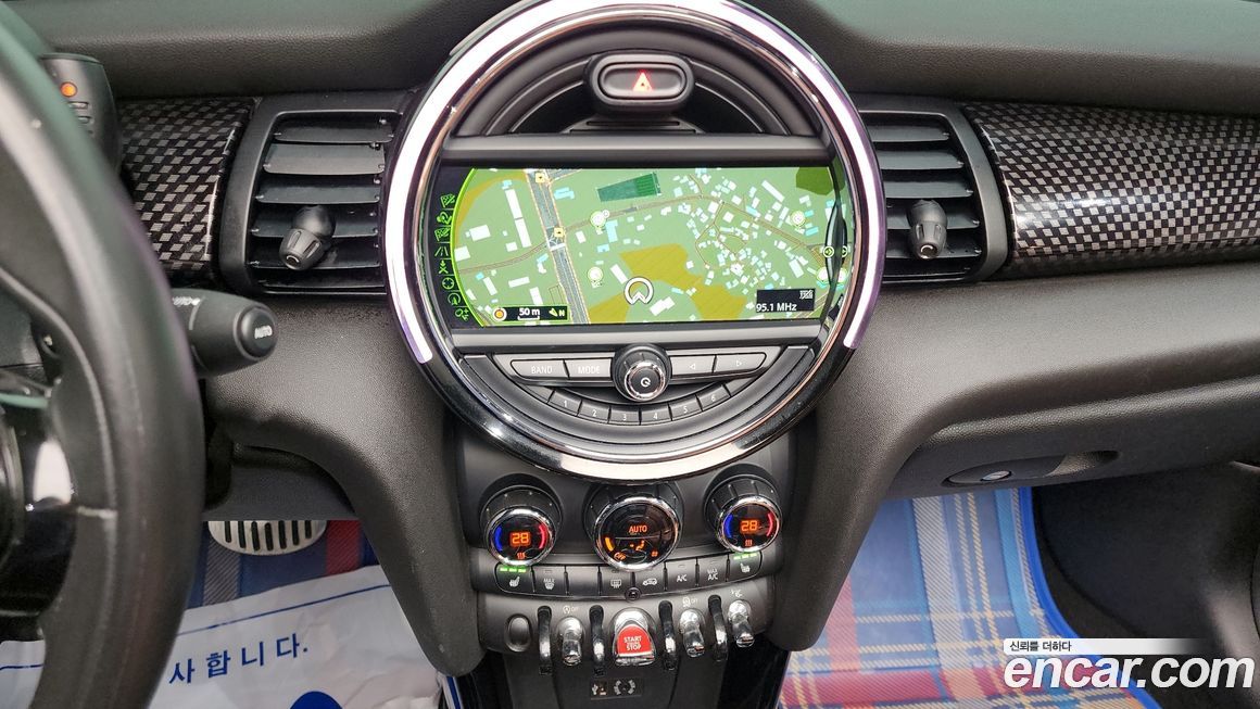 Mini Cooper Convertible 2017