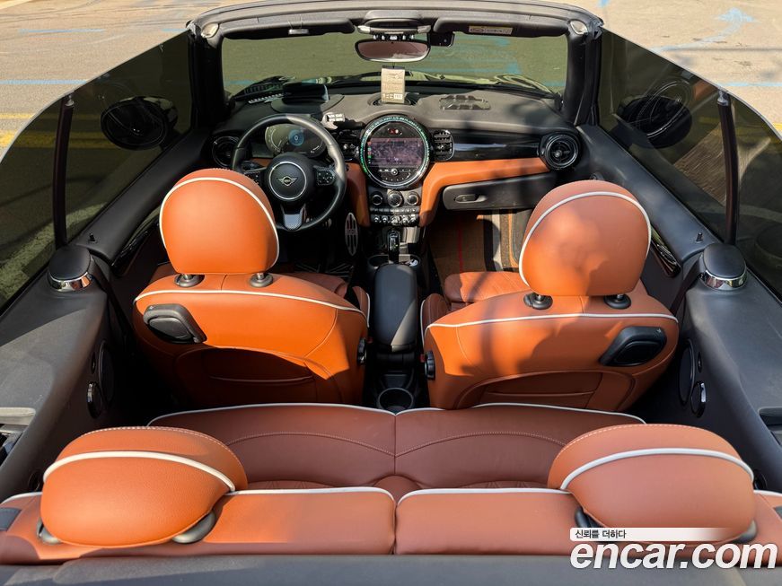 Mini Cooper Convertible 2022