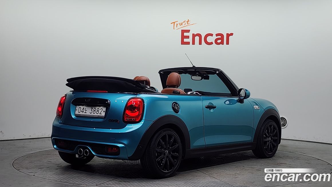 Mini Cooper Convertible 2017