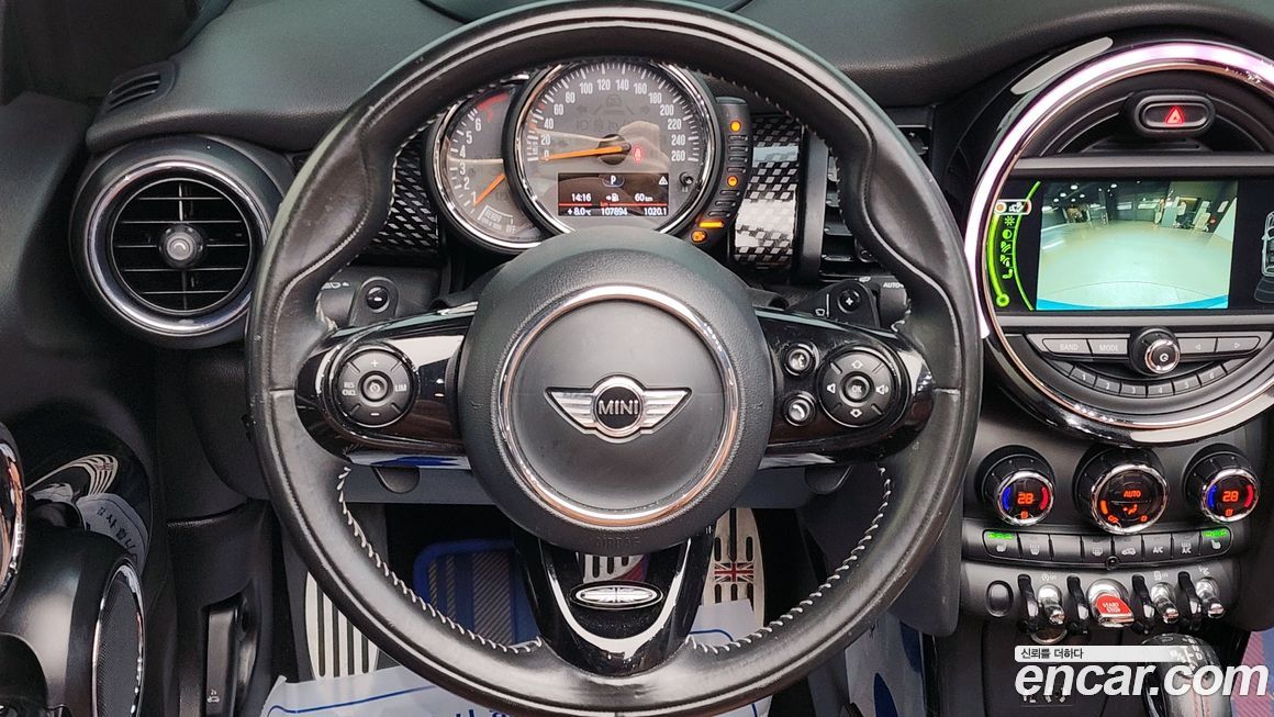 Mini Cooper Convertible 2017