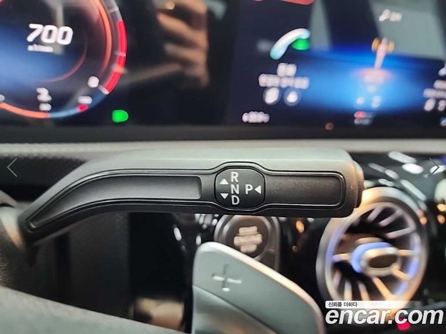 Mercedes-Benz CLA-Class 2021