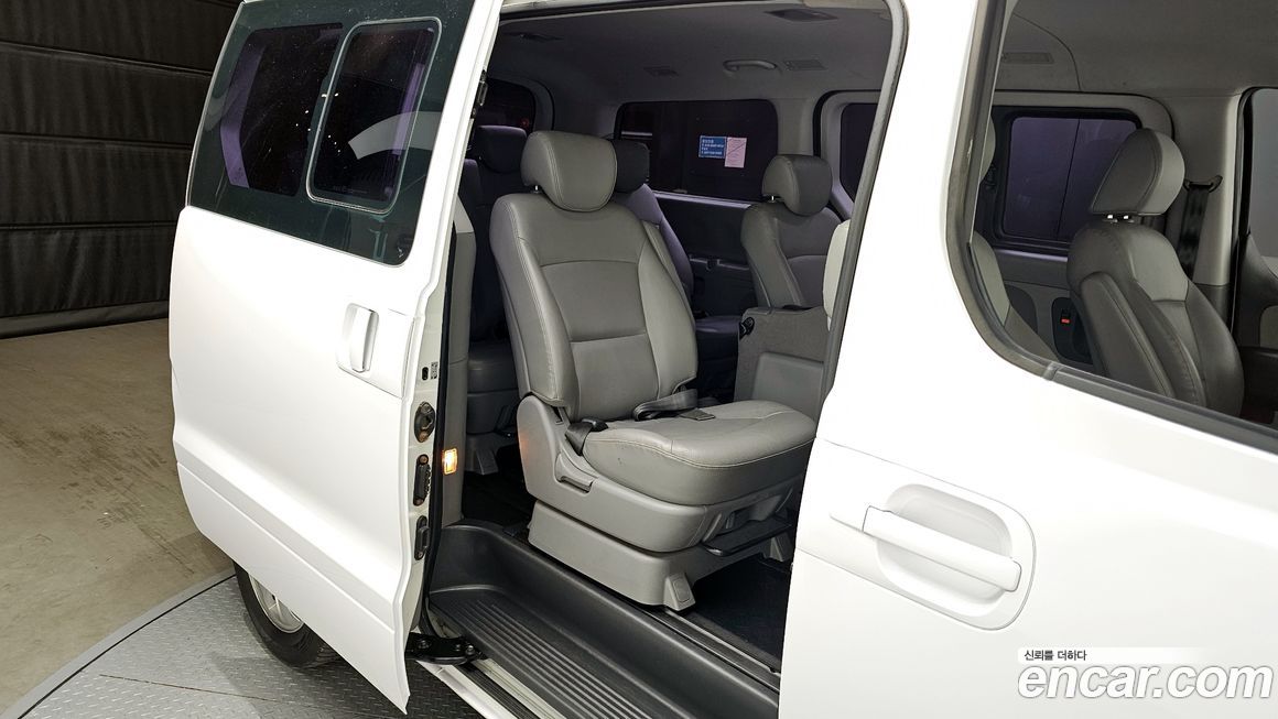 Hyundai Starex 2015