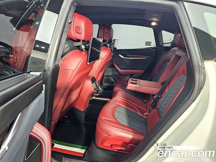 Maserati Levante 2018