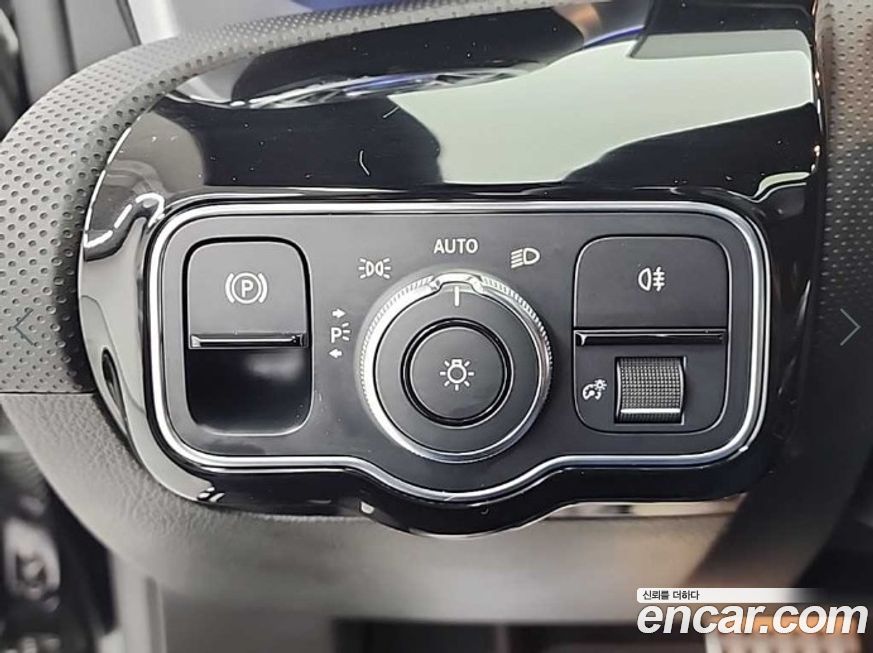 Mercedes-Benz CLA-Class 2021