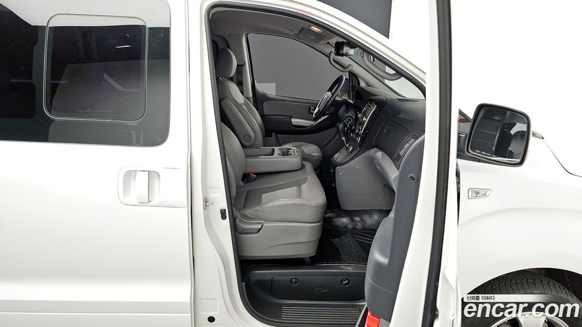 Hyundai Starex 2015