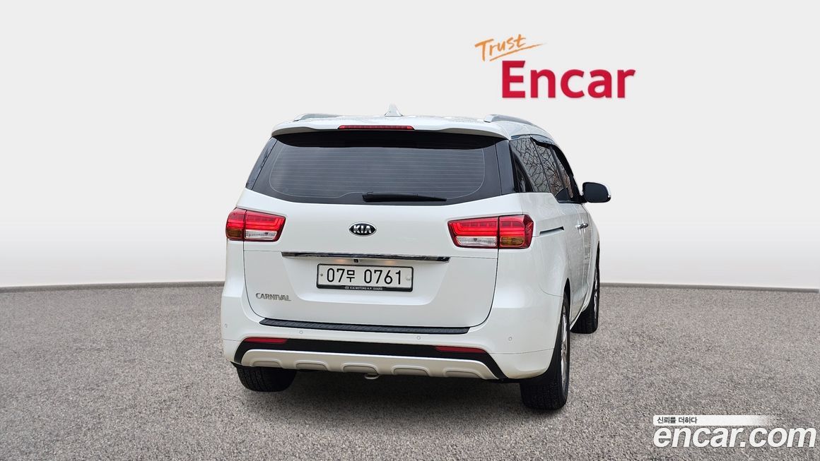 Kia Canival 2016