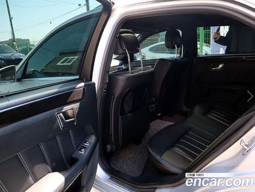 Mercedes-Benz E-Class 2016