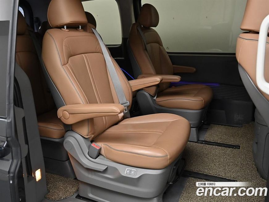 Hyundai Staria 2022