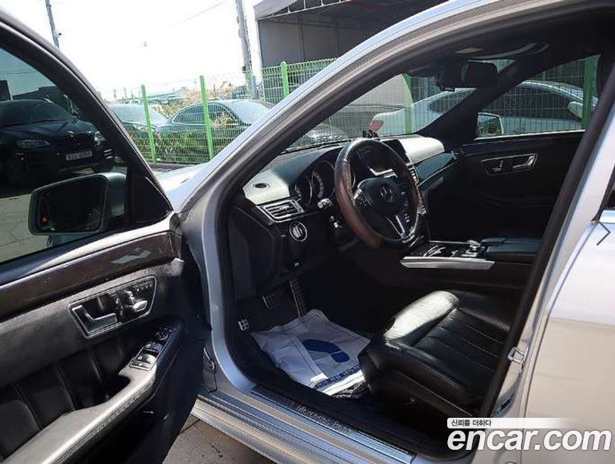 Mercedes-Benz E-Class 2016