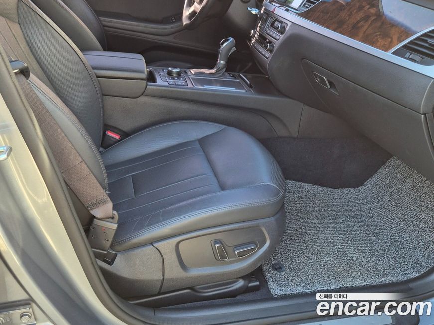 Hyundai Genesis 2015