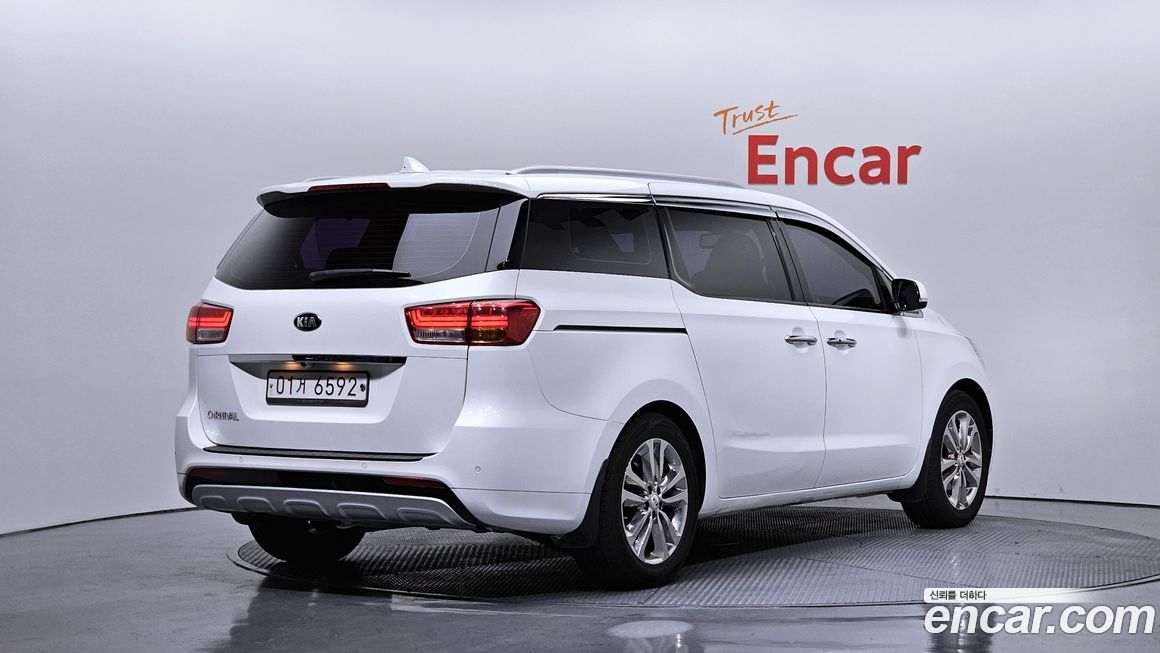 Kia Canival 2017