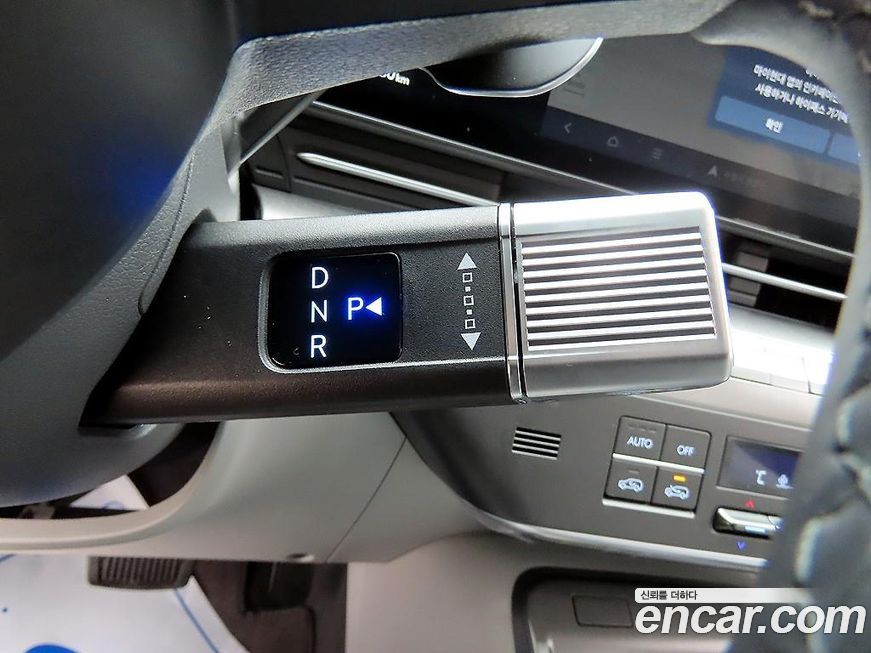 Hyundai Kona 2025