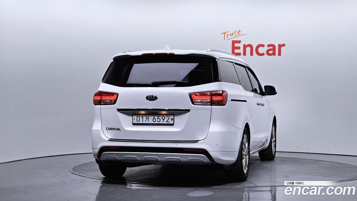 Kia Canival 2017