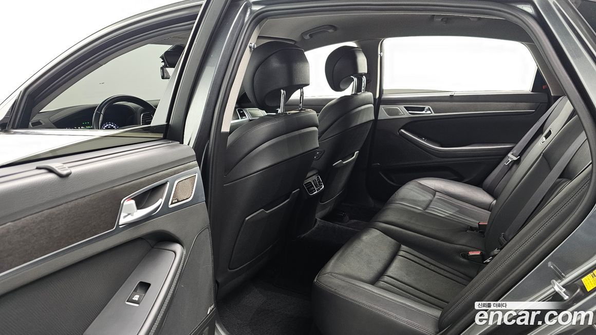 Genesis G80 2018