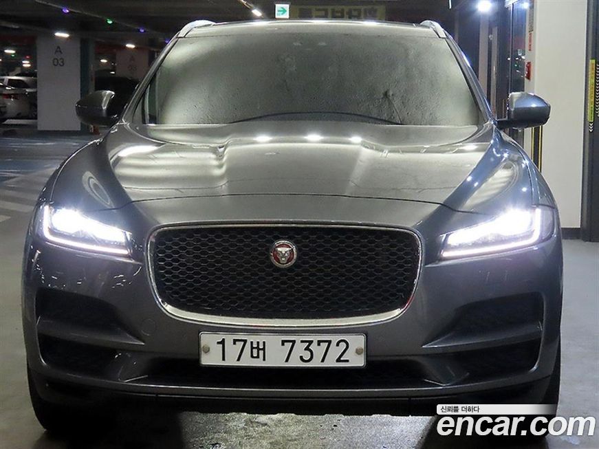 Jaguar F-PACE 2019