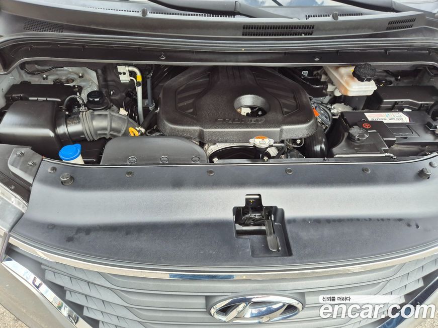 Hyundai Starex 2021