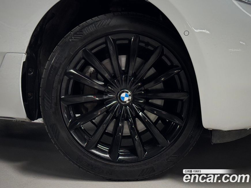 BMW Gran Turismo 2019