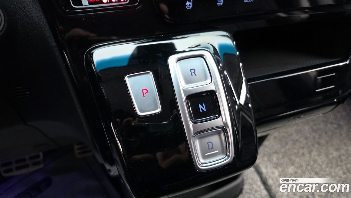 Hyundai Staria 2022