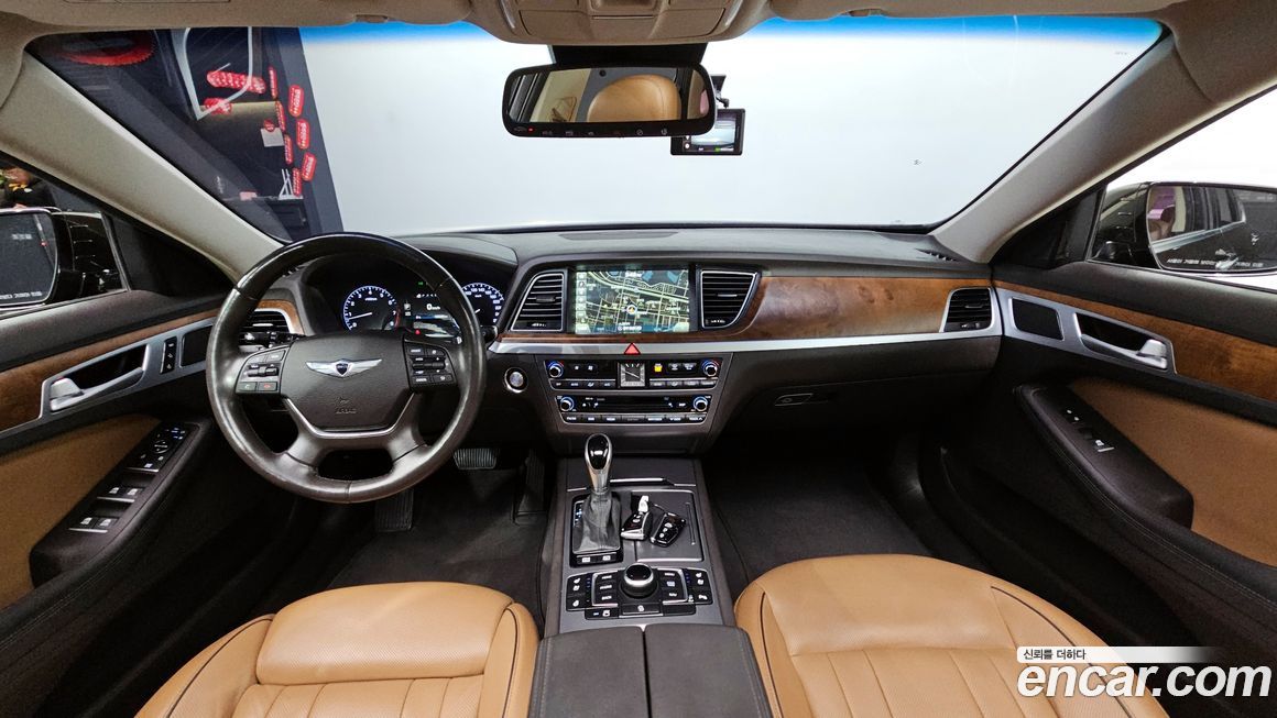 Hyundai Genesis 2016