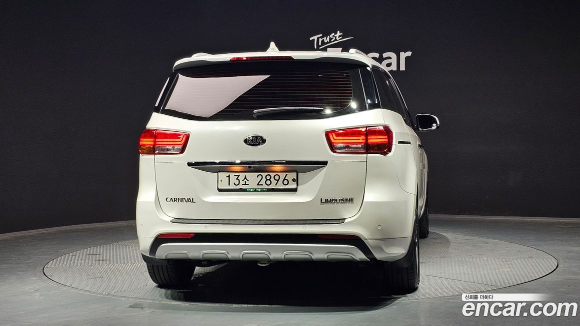Kia Canival 2016