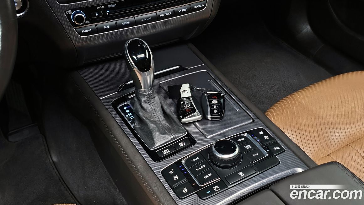 Hyundai Genesis 2016