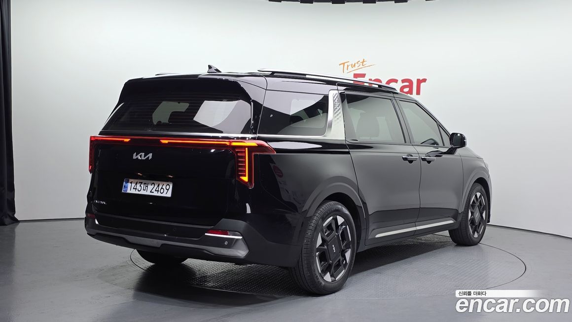 Kia Canival 2024