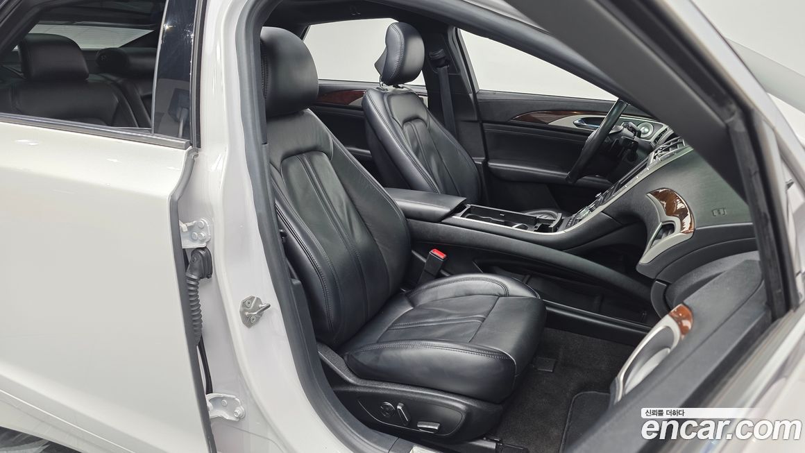 Lincoln MKZ 2019