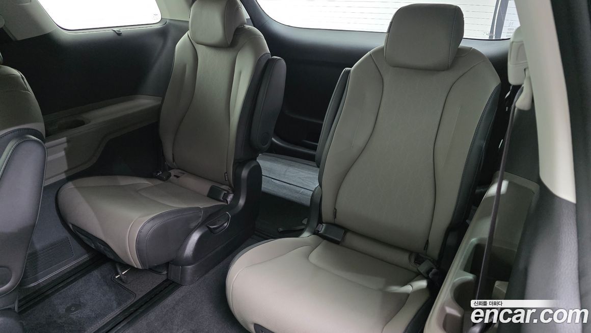 Kia Canival 2024
