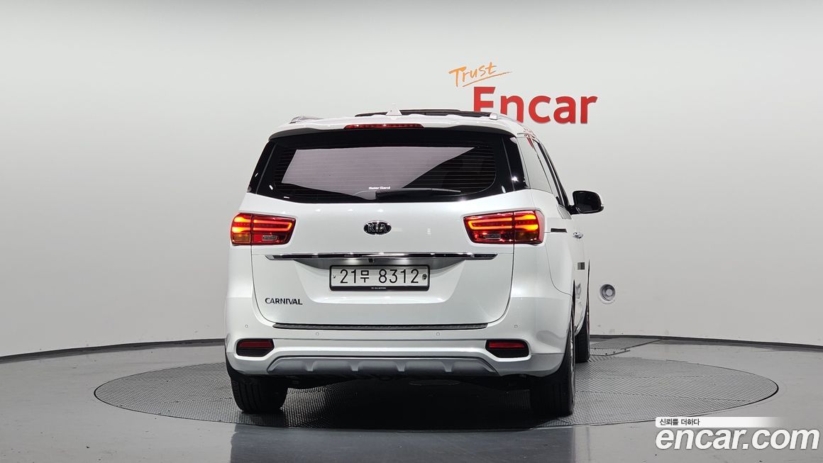 Kia Canival 2019