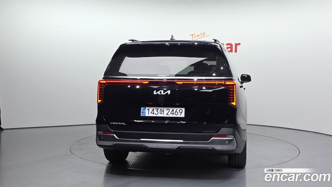 Kia Canival 2024