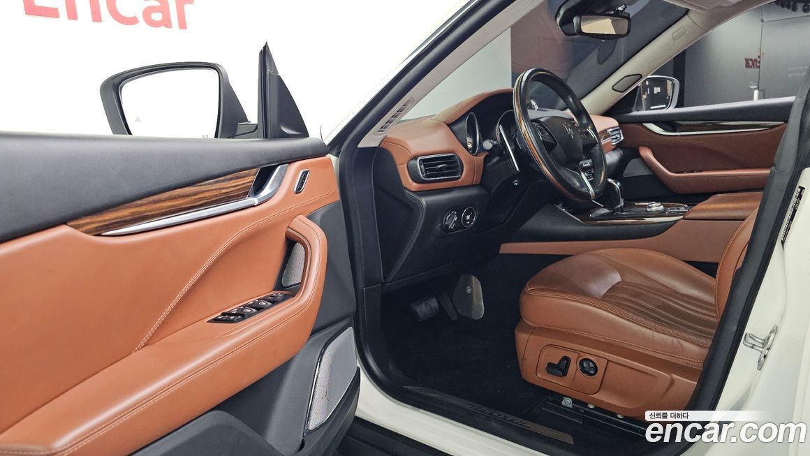 Maserati Levante 2017