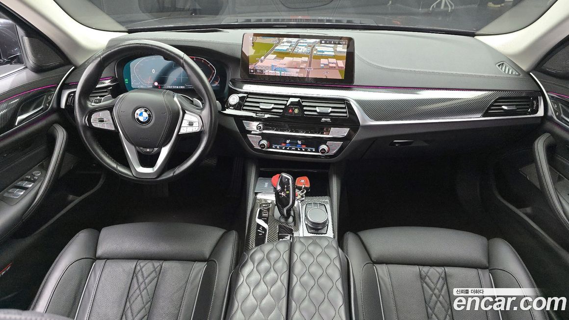 BMW 5-Series 2021
