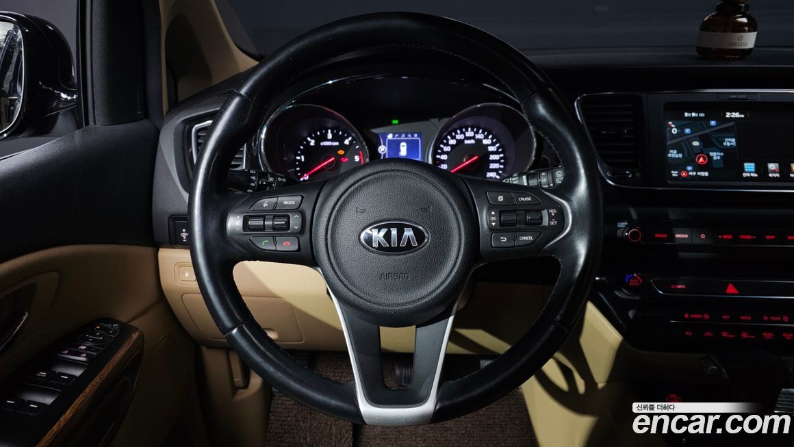 Kia Canival 2018