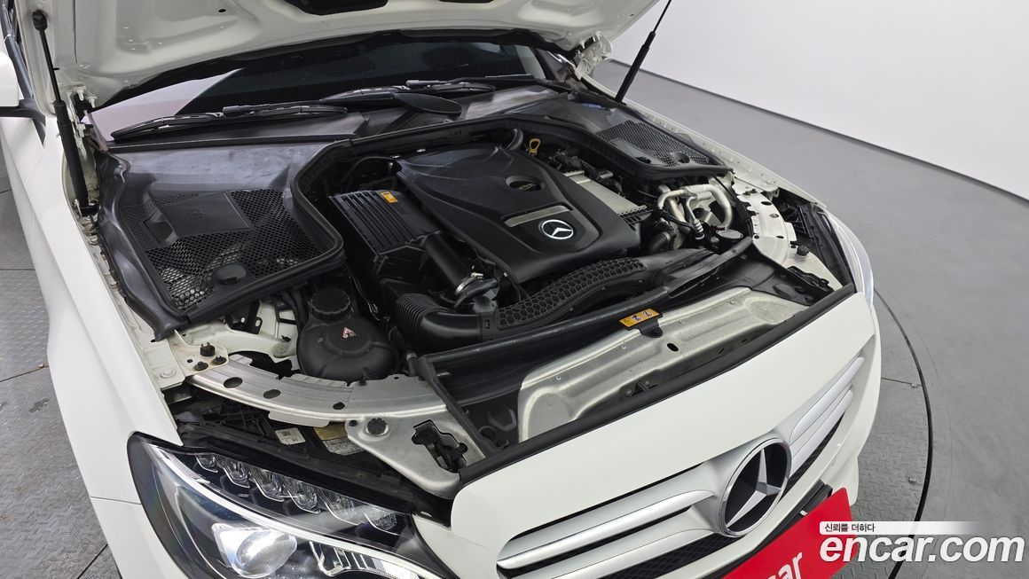 Mercedes-Benz C-Class 2018