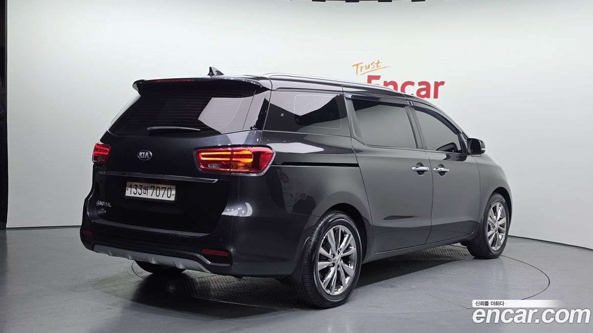 Kia Canival 2019