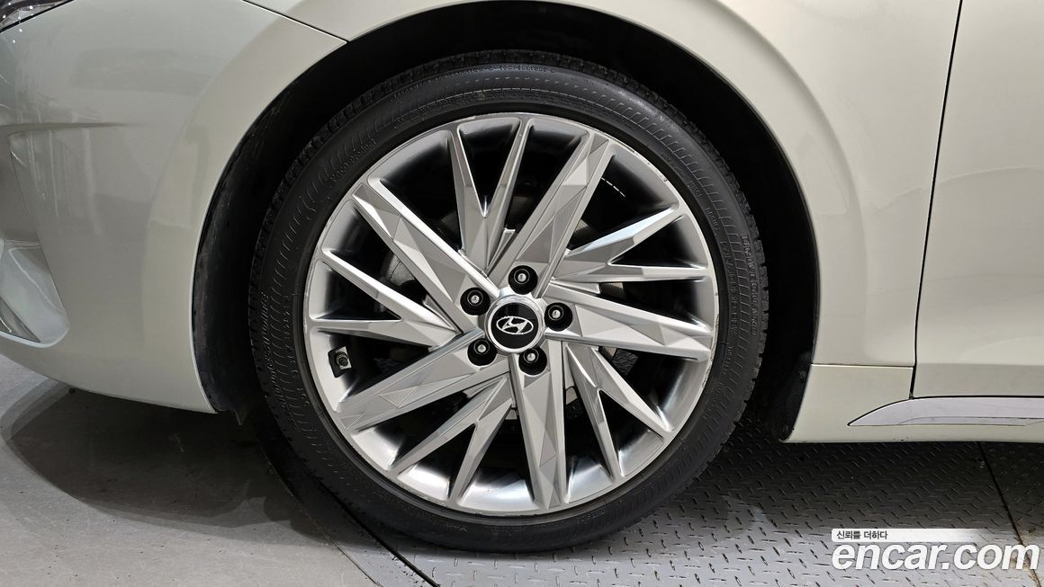 Hyundai Grandeur 2020