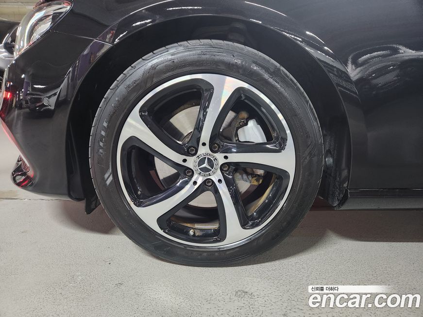 Mercedes-Benz E-Class 2020