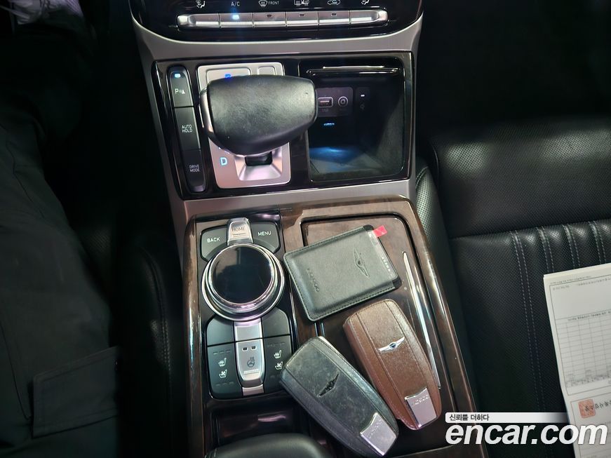 Genesis EQ900 2016
