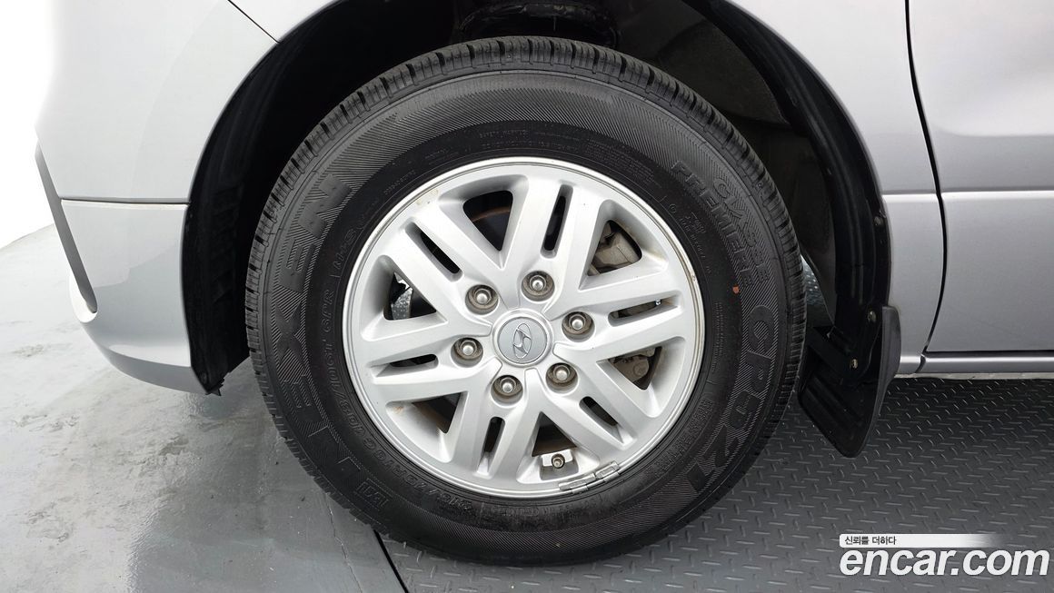 Hyundai Starex 2021