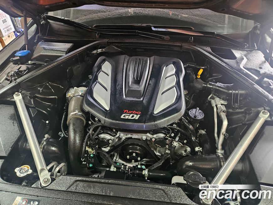 Genesis EQ900 2016