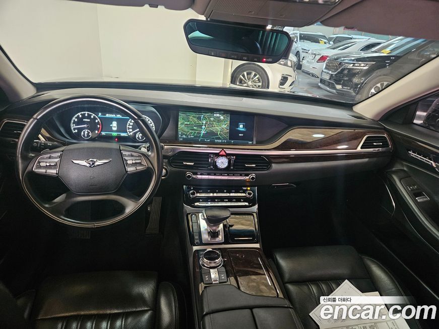 Genesis EQ900 2016