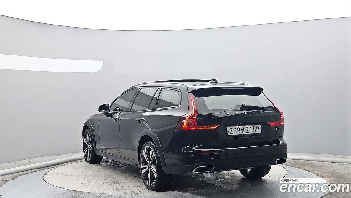 Volvo V60 2020