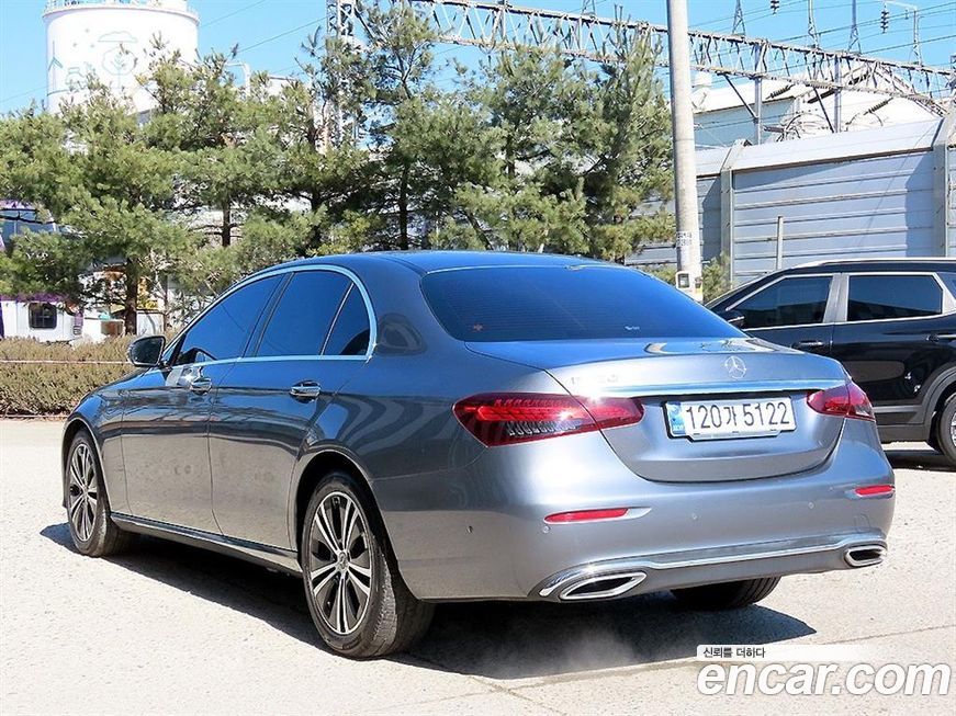 Mercedes-Benz E-Class 2021