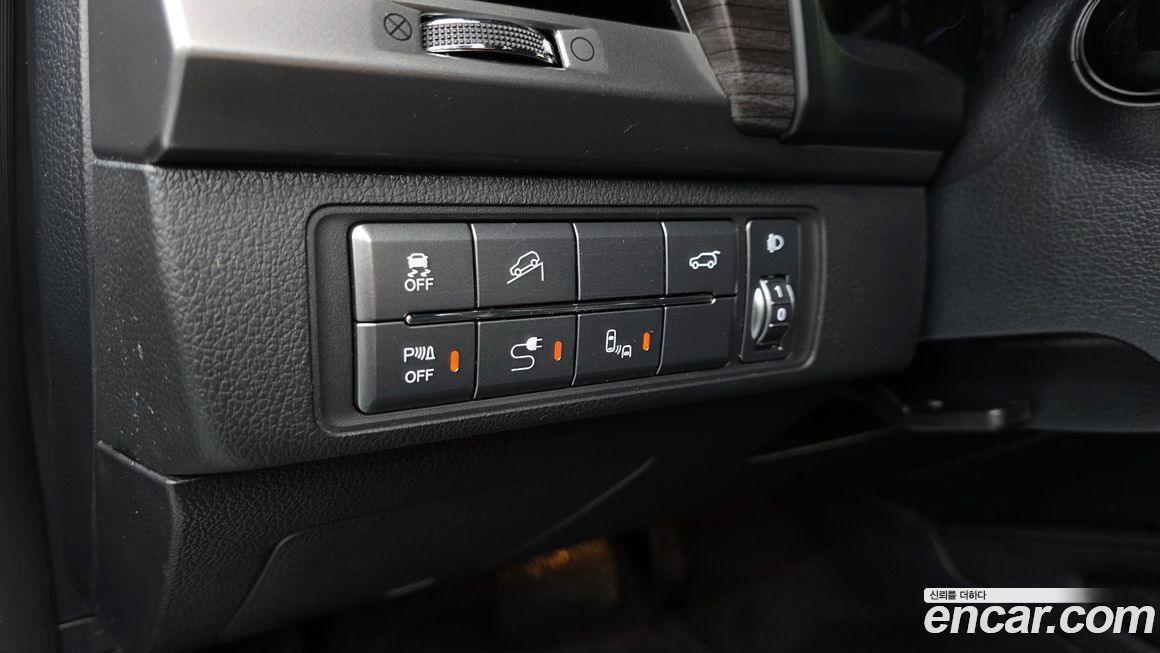 KG_Mobility_Ssangyong Rexton 2019